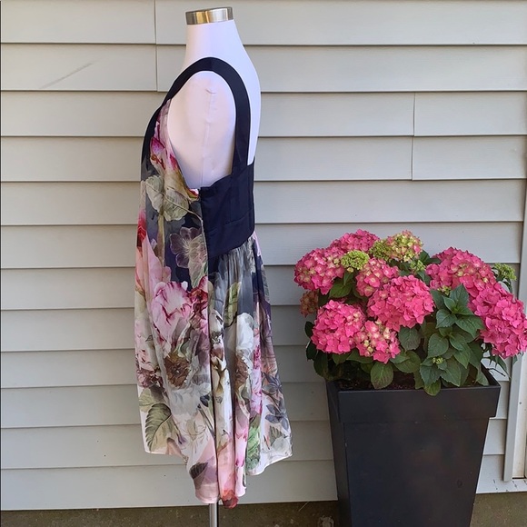 Ted Baker London dress - Picture 2 of 10